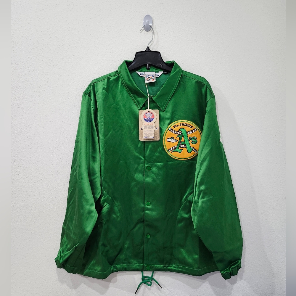 Oakland A’s 1971 MLB Satin Green Windbreaker Ebbets Field Flannels Size XL NWT